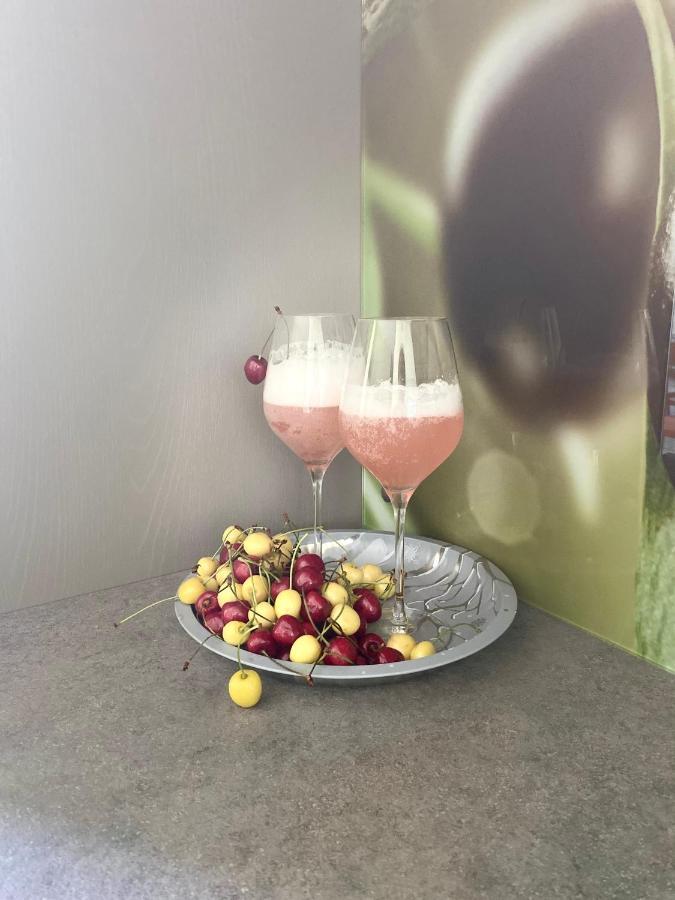 Петровский Квартал Appartement Petrivs'ke Buitenkant foto