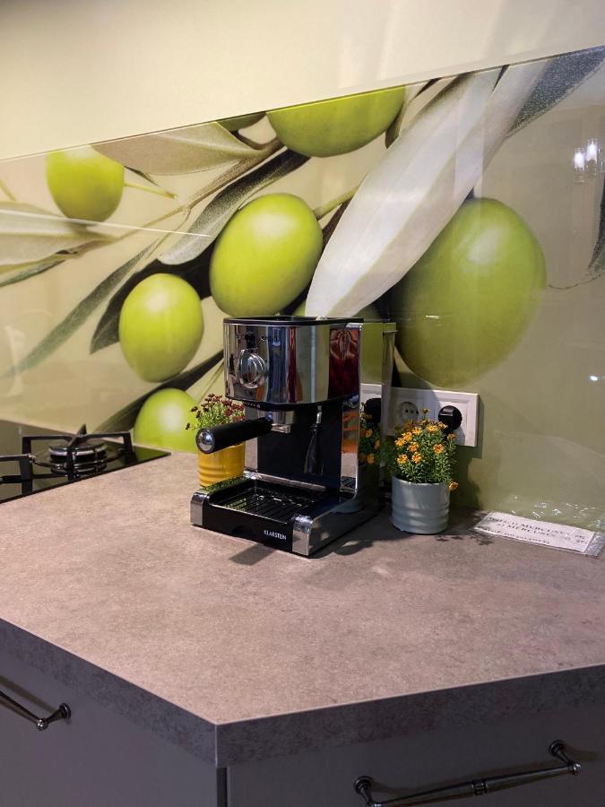 Петровский Квартал Appartement Petrivs'ke Buitenkant foto